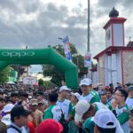 Kerumunan ribuan peserta jalan sehat kerukunan umat beragama di Wonogiri.