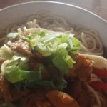 Mie ayam Wonogiri dengan topping melimpah