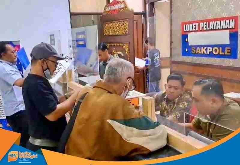 BWC2 Warga bayar pajak dalam program Diskon PKB Jawa Tengah 5 Persen