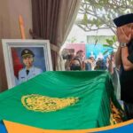 Ahmad Luthfi menyalatkan jenazah Wabup Klaten