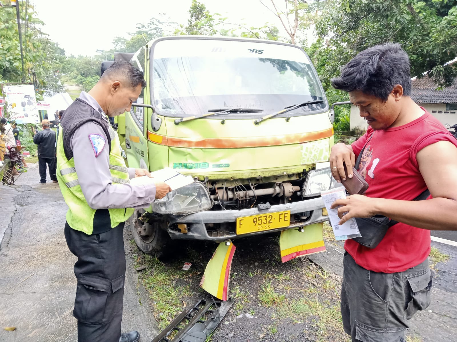 Polisi olah TKP kecelakaan Jatisrono Wonogiri