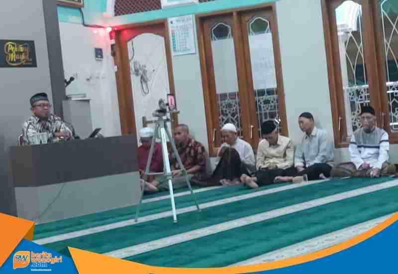 Kajian KHGT di Masjid Al-Falah Madyorejo Sukoharjo dengan jamaah antusias