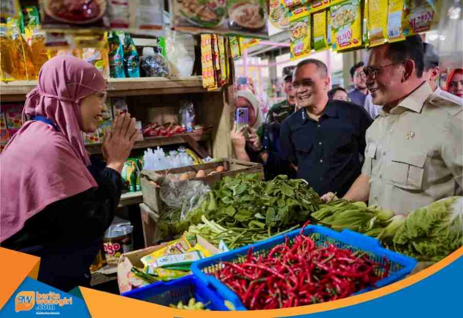 BWC__03.7 Mendag Budi Santoso dan Gubernur Ahmad Luthfi pantau harga bahan pokok Kudus di Pasar Baru Kudus Kamis 12 Maret 2026