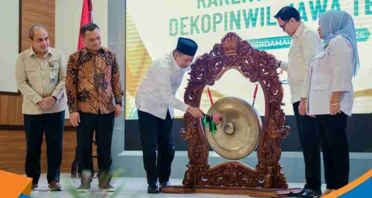 Menteri Koperasi Ferry Juliantono di Wisma Perdamaian Semarang.