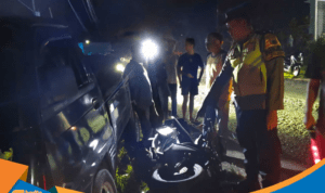 Polisi olah TKP di Jalan Purwantoro-Ponorogo.