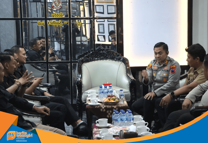 Suasana rapat di ruang Mapolres