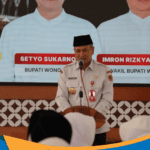 Bupati Wonogiri Setyo Sukarno memberikan sambutan di depan jamaah haji.