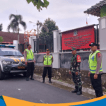 Anggota TNI dan Polri Wonogiri bersinergi amankan kelulusan SMA.