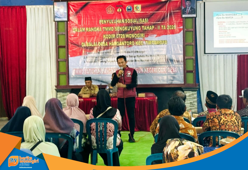 Edukasi Bahaya Narkoba oleh Satresnarkoba Polres Wonogiri di Balai Desa Hargantoro
