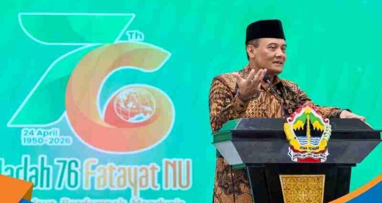 Gubernur Jateng Ahmad Luthfi memberikan pidato pada Harlah Fatayat NU di Gedung Gradhika Bhakti Praja.