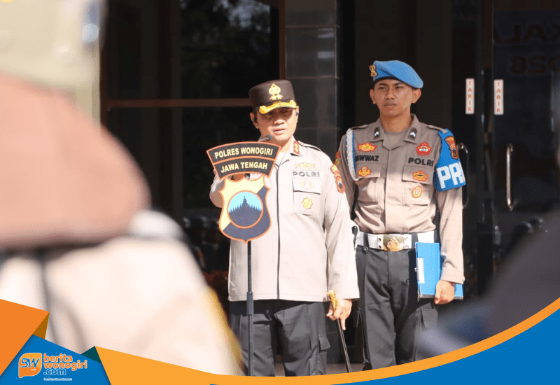 Kapolres Wonogiri AKBP Wahyu Sulistyo pimpin Apel Siaga May Day 2026.
