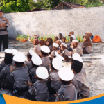 Edukasi lalu lintas interaktif untuk anak usia dini.