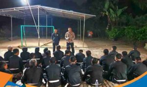 Kapolsek Purwantoro IPTU Nugroho Setyo Hartono sambut peserta PSHT