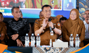 Gubernur Jateng Ahmad Luthfi memimpin Rembug Pembangunan 2026 di Banjarnegara.