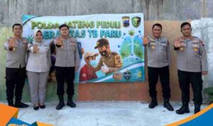 Sesi foto bersama Kapolres Wonogiri, Kabiddokkes Polda Jateng, dan perwakilan Dinkes.